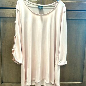 Women Peach Blouse With Spits on Sleeves